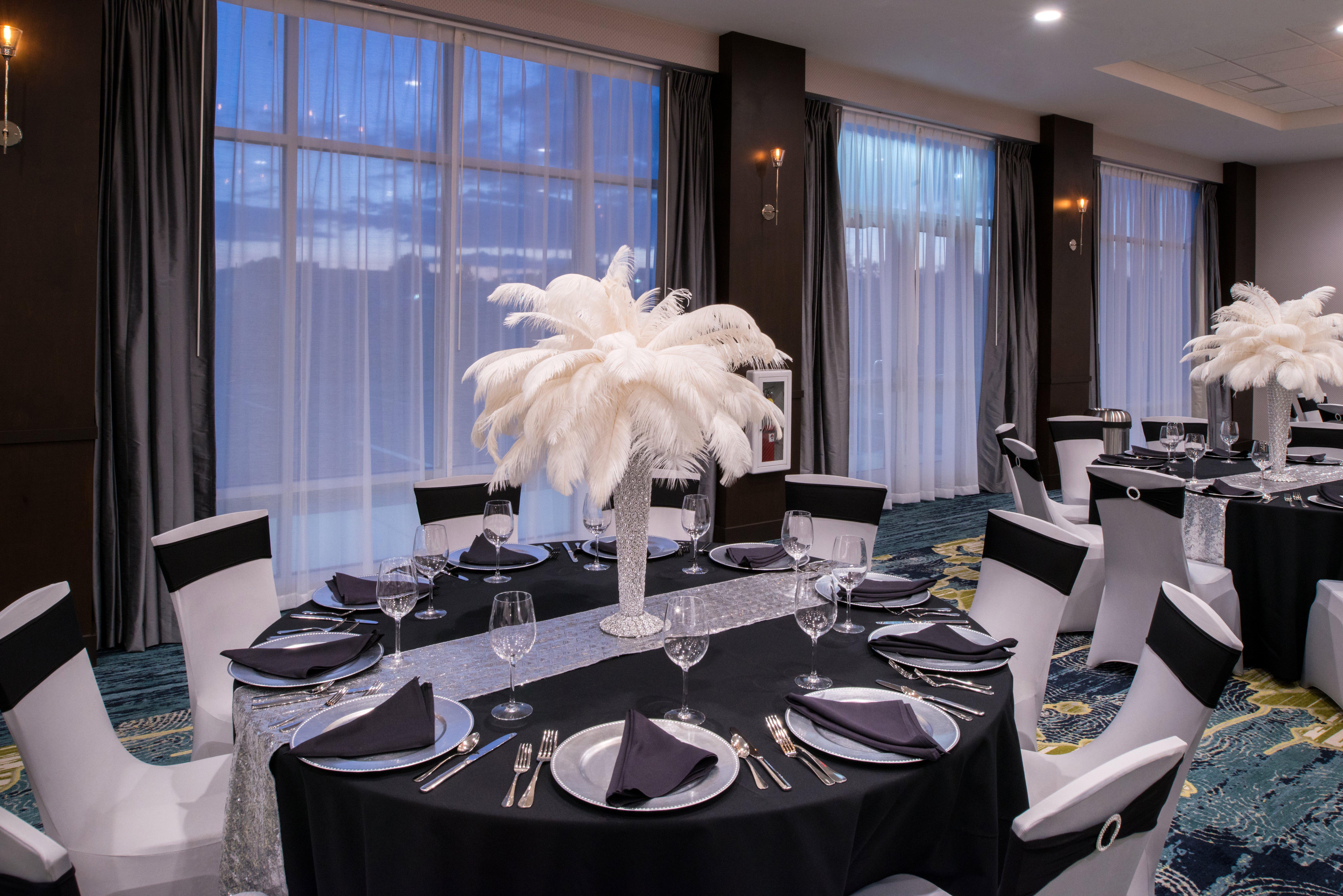 Holiday Inn & Suites - Farmington Hills - Detroit Nw By Ihg Екстер'єр фото