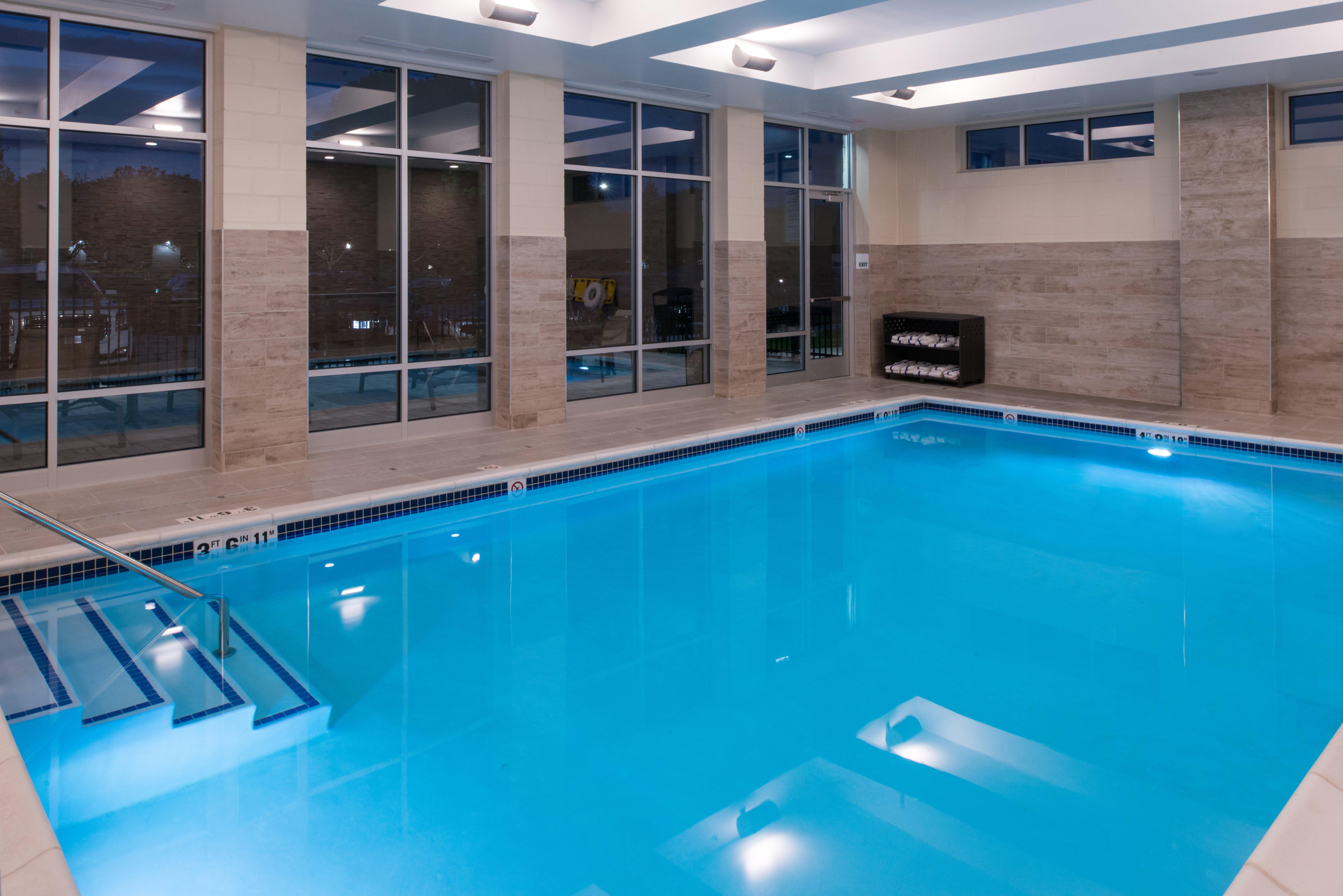 Holiday Inn & Suites - Farmington Hills - Detroit Nw By Ihg Екстер'єр фото