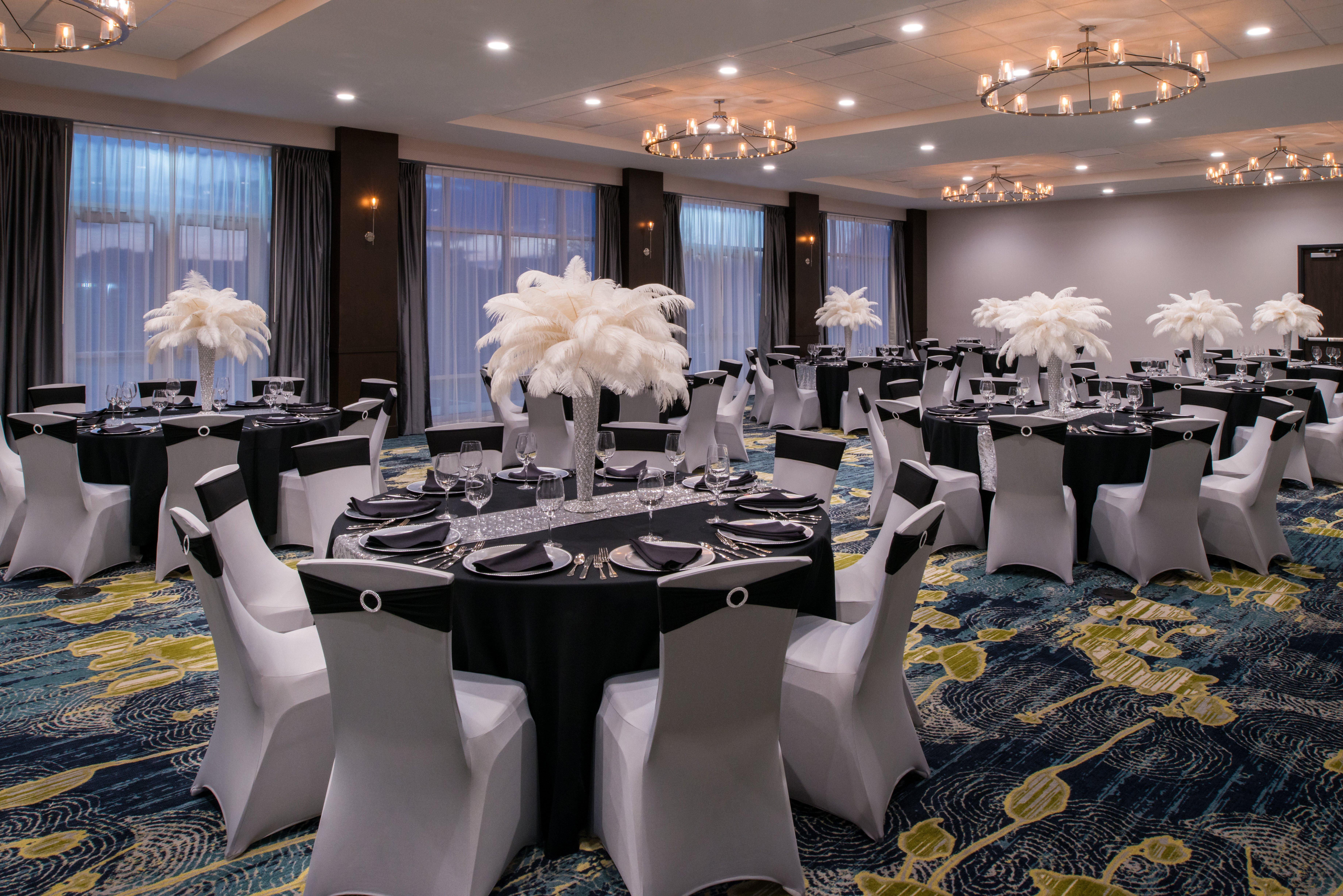 Holiday Inn & Suites - Farmington Hills - Detroit Nw By Ihg Екстер'єр фото