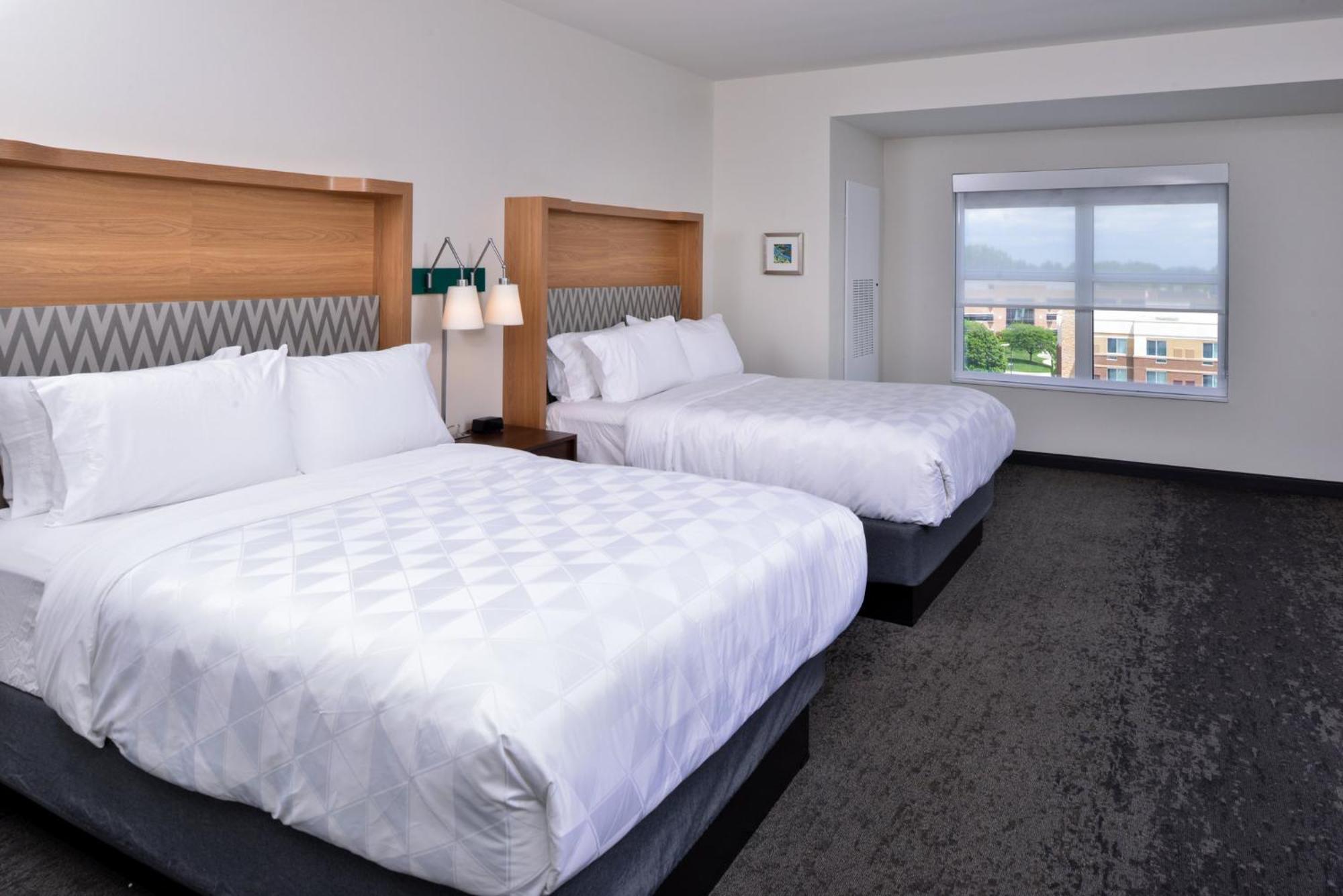 Holiday Inn & Suites - Farmington Hills - Detroit Nw By Ihg Екстер'єр фото