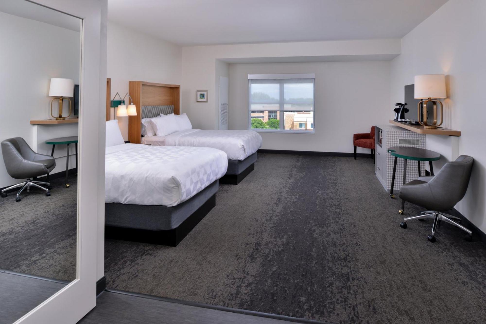 Holiday Inn & Suites - Farmington Hills - Detroit Nw By Ihg Екстер'єр фото